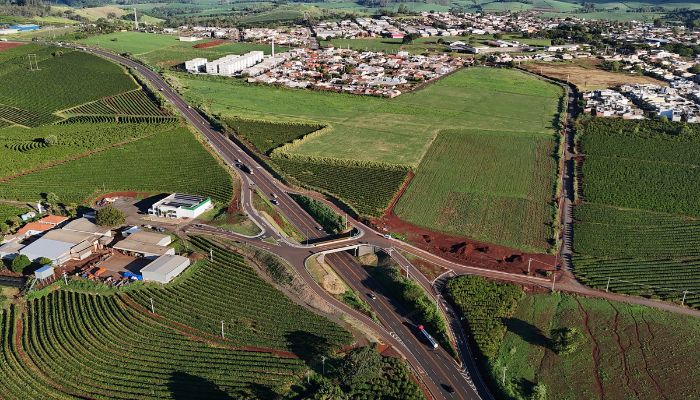  Paraná alcança investimento recorde de R$ 7,18 bilhões em 2025